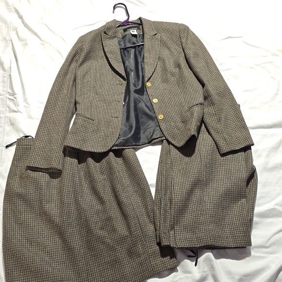 3 pc set - Picture 1 of 1